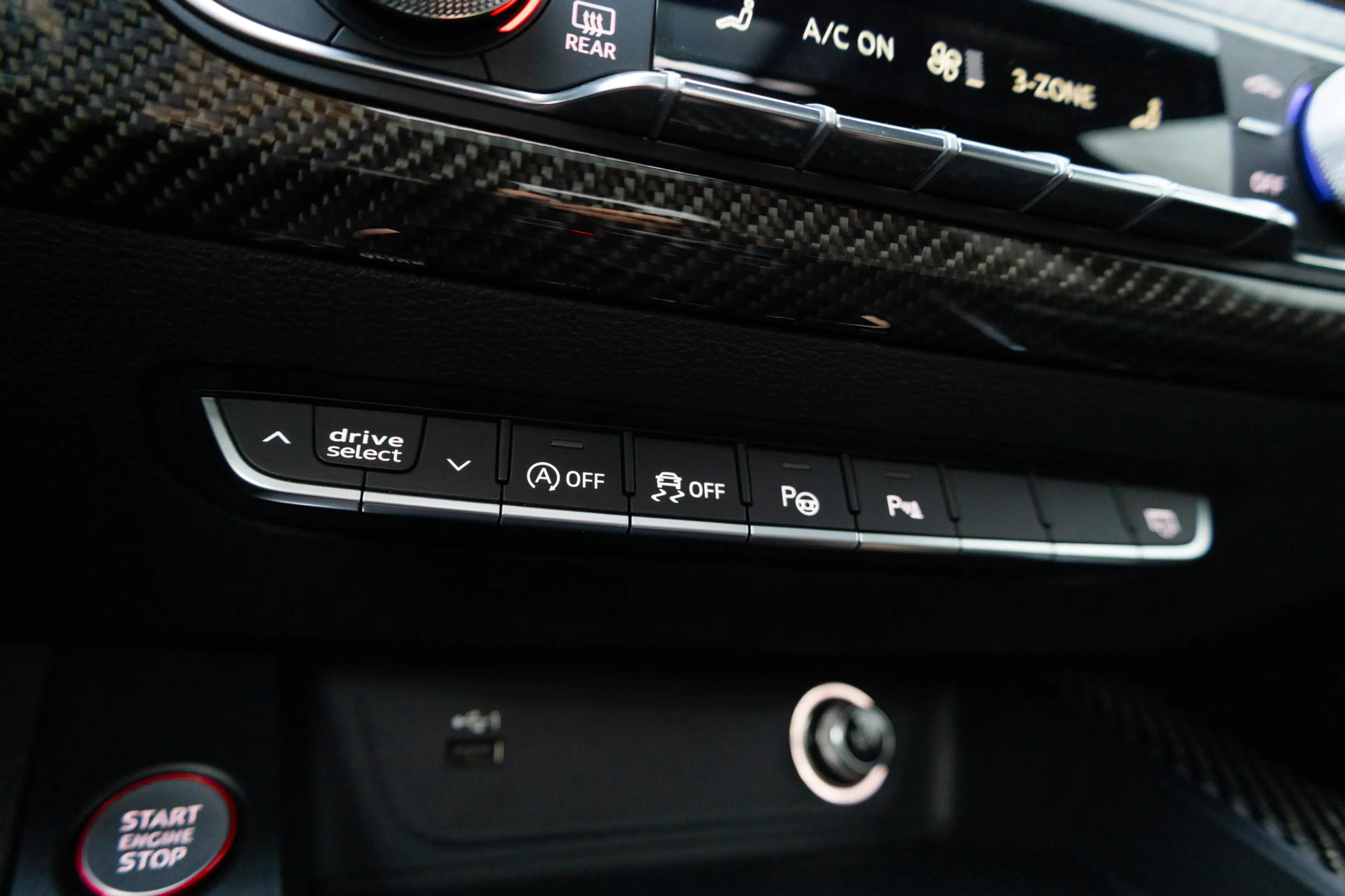 Audi RS4 Avant 2.9 TFSI 451 pk Quattro S-Line /RS-Stoelen/ — photo 40