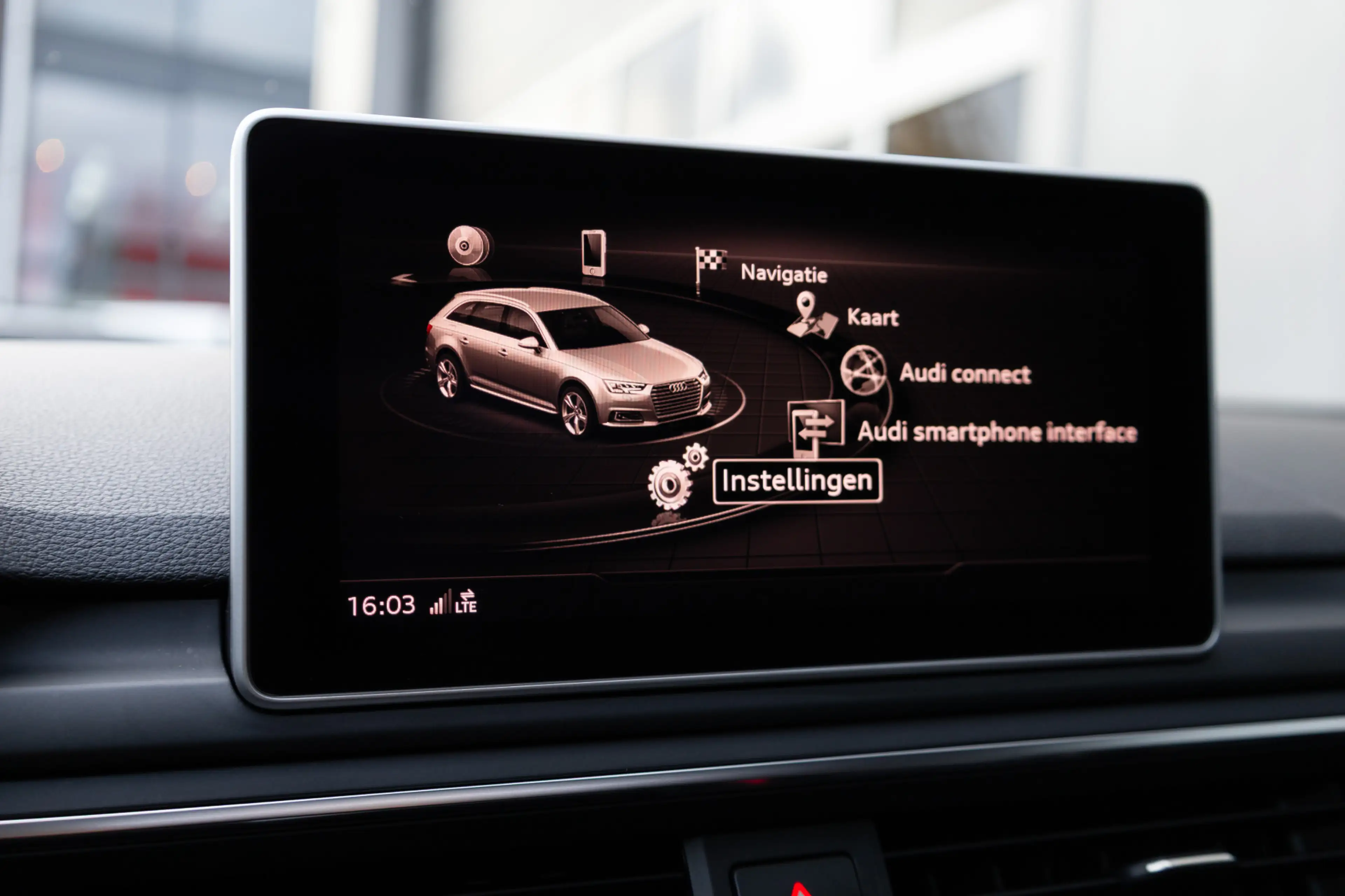 Audi RS4 Avant 2.9 TFSI 451 pk Quattro S-Line /RS-Stoelen/ — photo 43