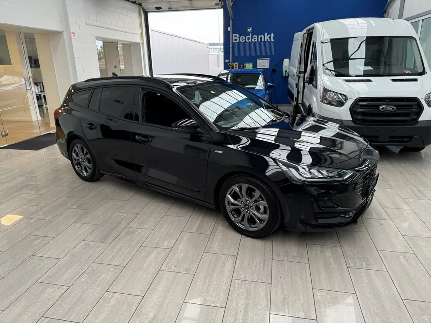 Ford Focus ST-Line Clipper 1.0 mhev 125 pk Zwart - 1