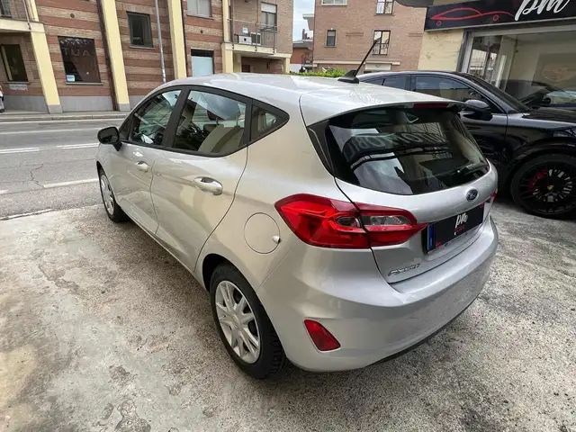 Ford Fiesta view 7