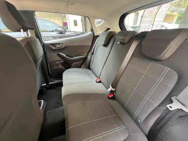 Ford Fiesta view 12