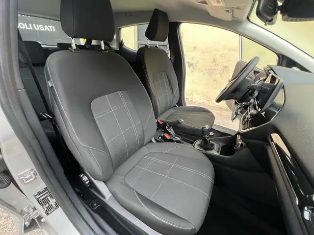 Ford Fiesta view 15