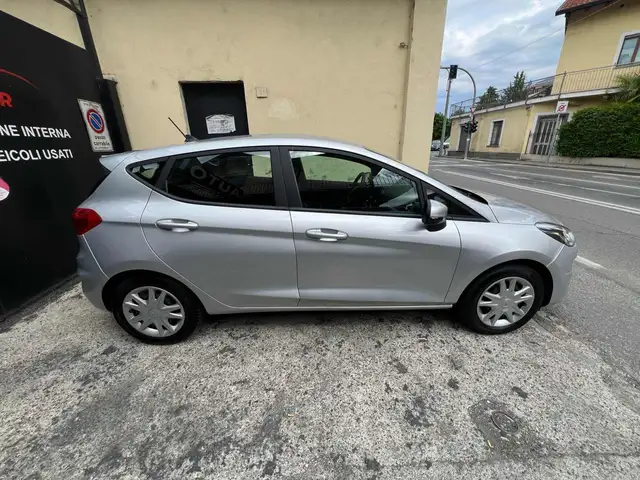 Ford Fiesta view 4