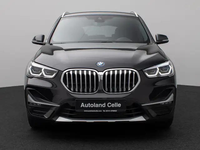 BMW X1 view 2