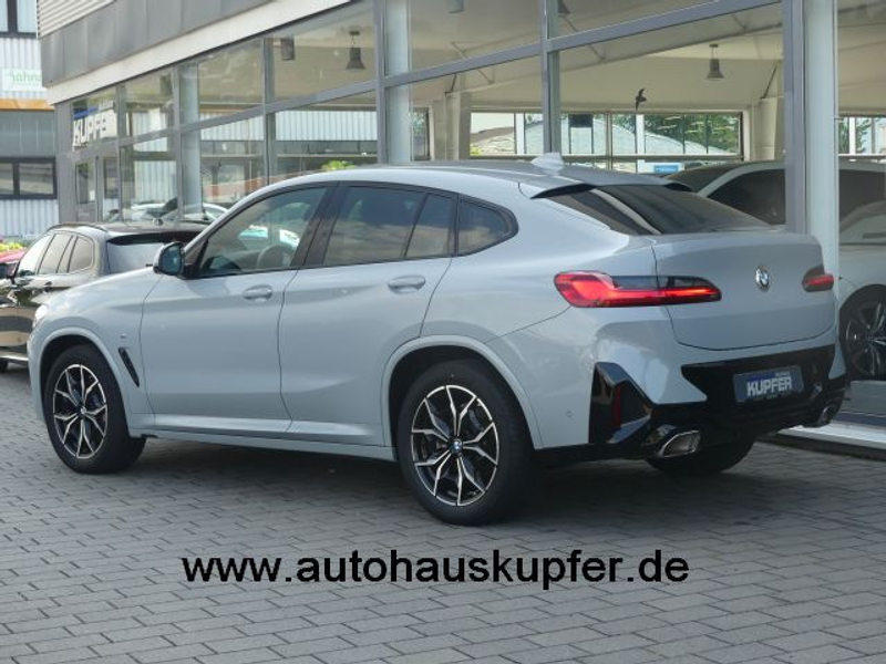 BMW X4 xDrive30d M Sportp. Pano°ACC Prof.°AHK° — photo 3