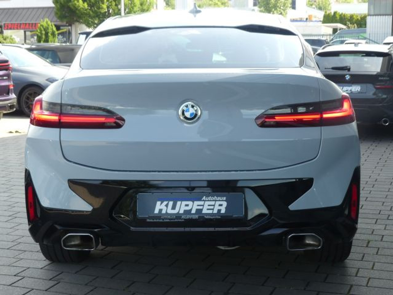 BMW X4 xDrive30d M Sportp. Pano°ACC Prof.°AHK° — photo 4