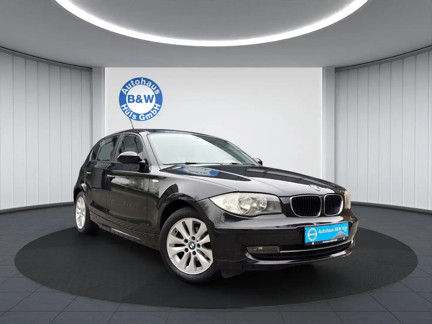 BMW 116 i*SHZ*KLIMA*PDC*MFL* Schwarz - 1