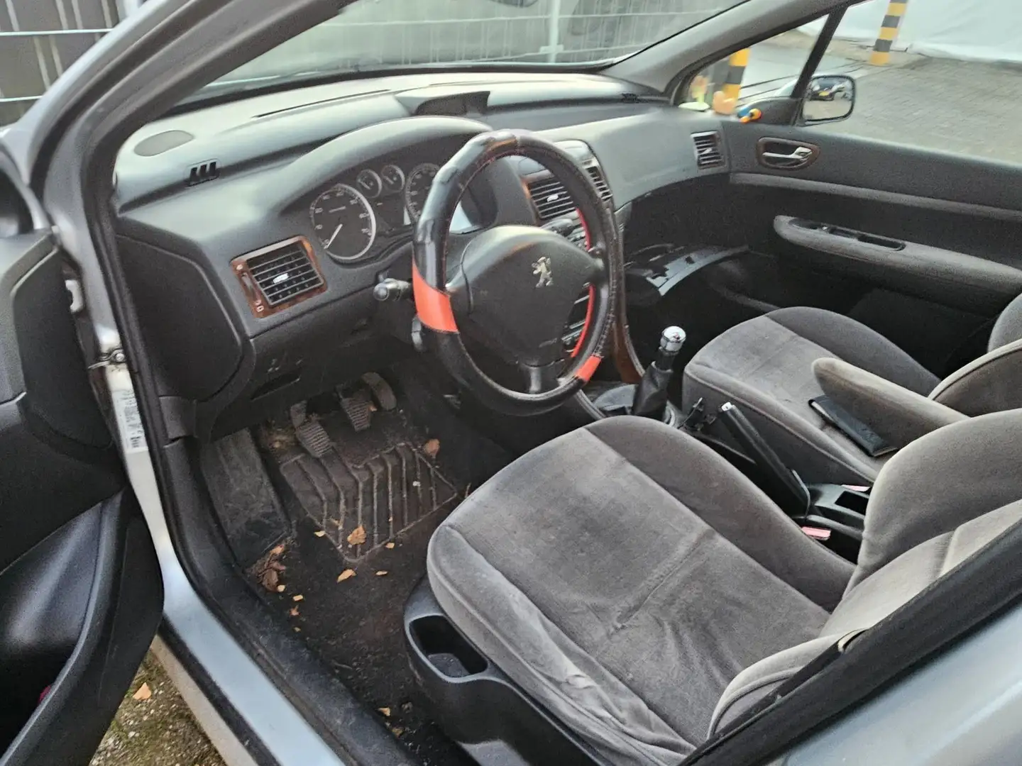 Peugeot 307 1.6-16V XT Gris - 2