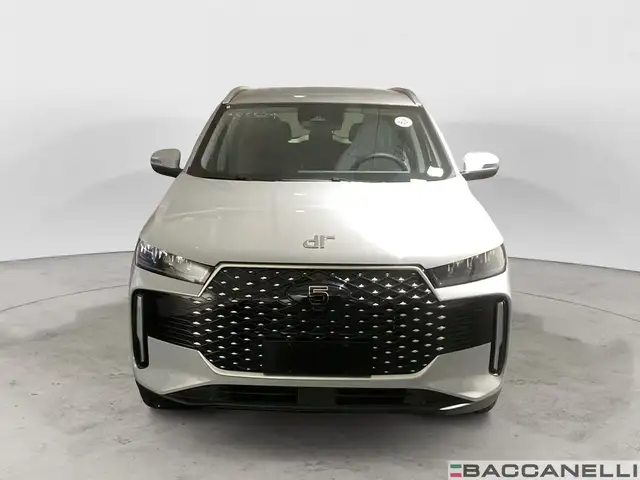 DR Automobiles DR5 view 6