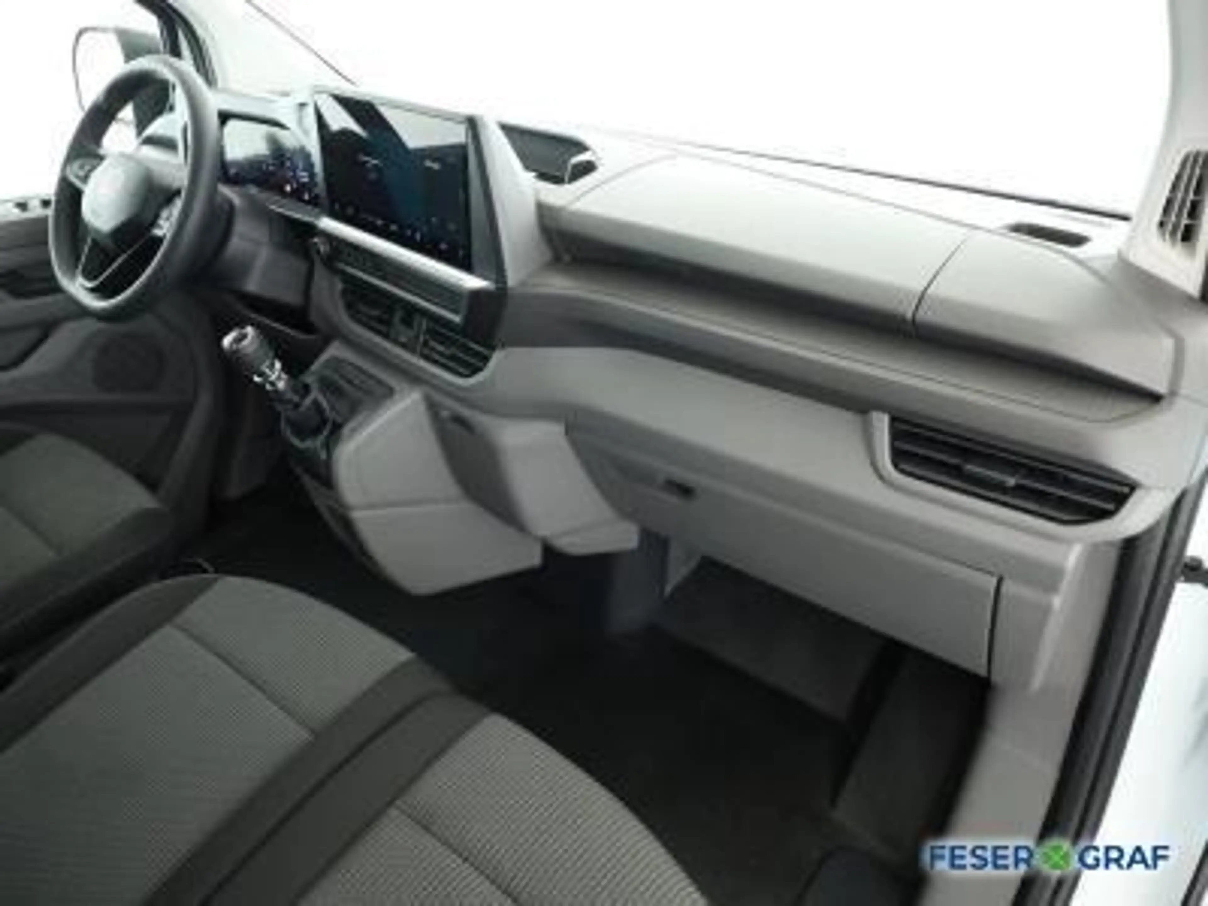 Volkswagen T7 Kombi 2.0TDI 9Sitze Navigationssystem Rückfahrkamera — photo 6