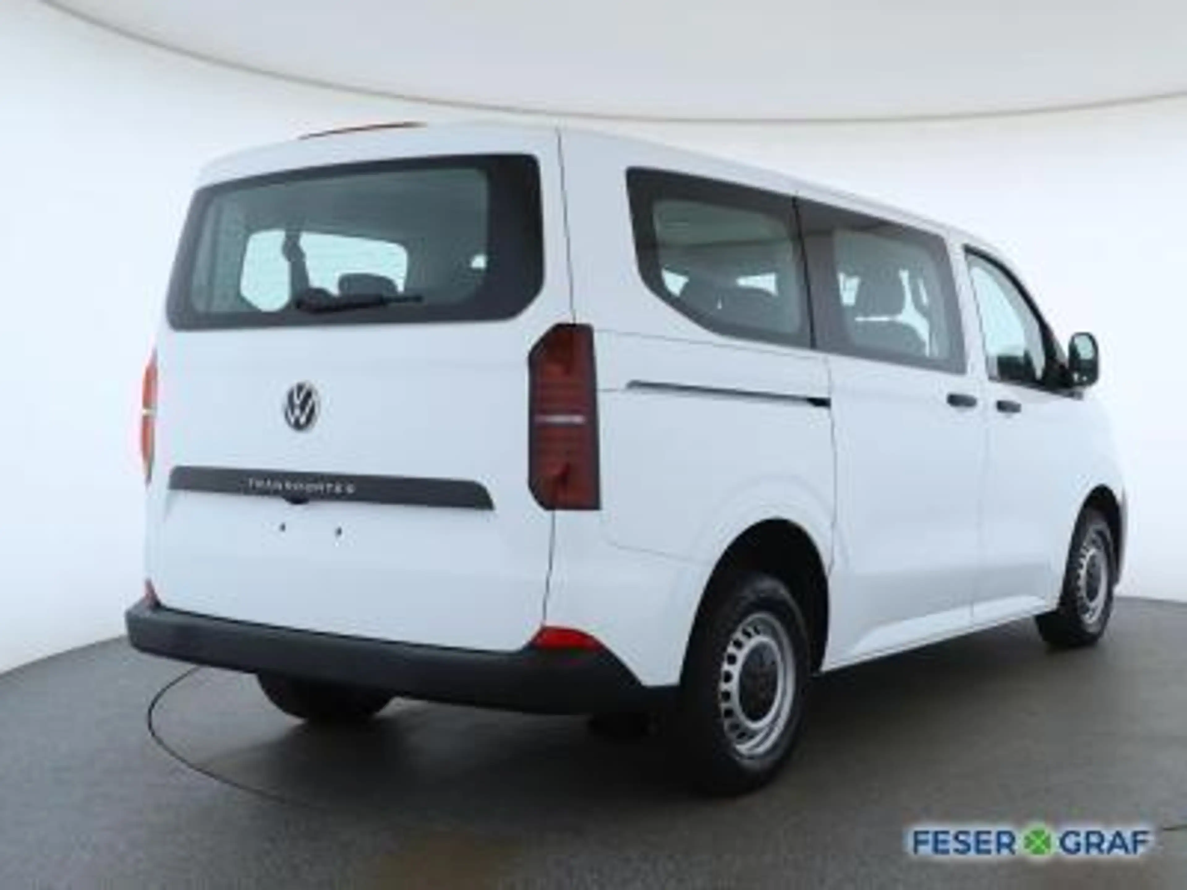 Volkswagen T7 Kombi 2.0TDI 9Sitze Navigationssystem Rückfahrkamera — photo 5