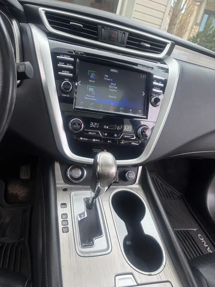 Nissan Murano снимка Nissan Murano