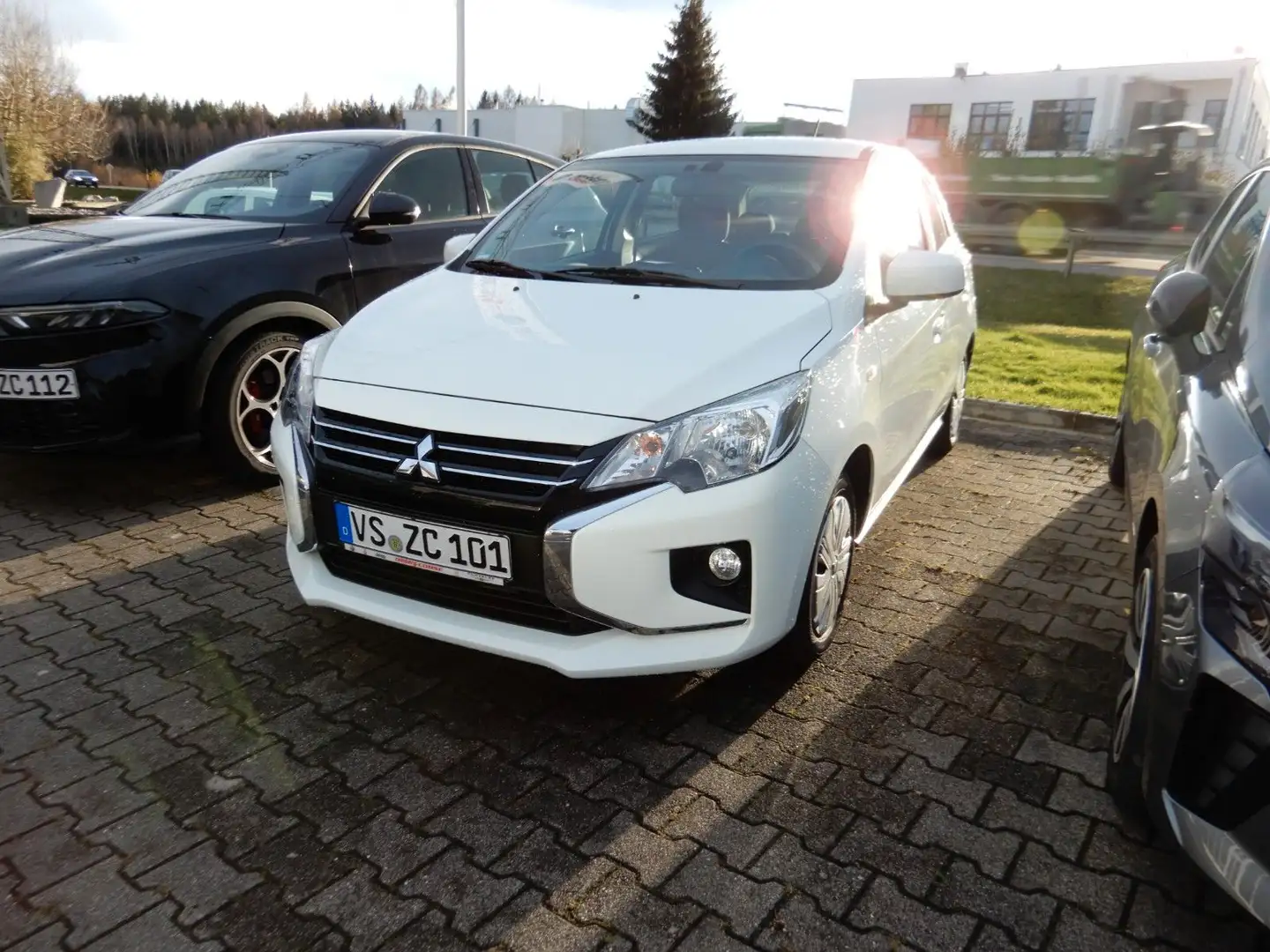 Mitsubishi Space Star MY24 Select 1.2 Klima Radio Blanc - 2