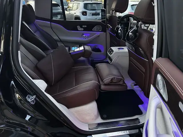 Mercedes-Benz GLS 600 Maybach 4Matic Ansicht 32
