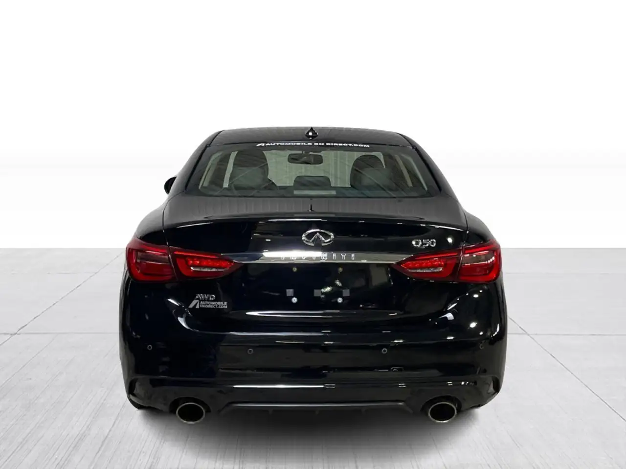 Infiniti Q50 снимка Infiniti Q50