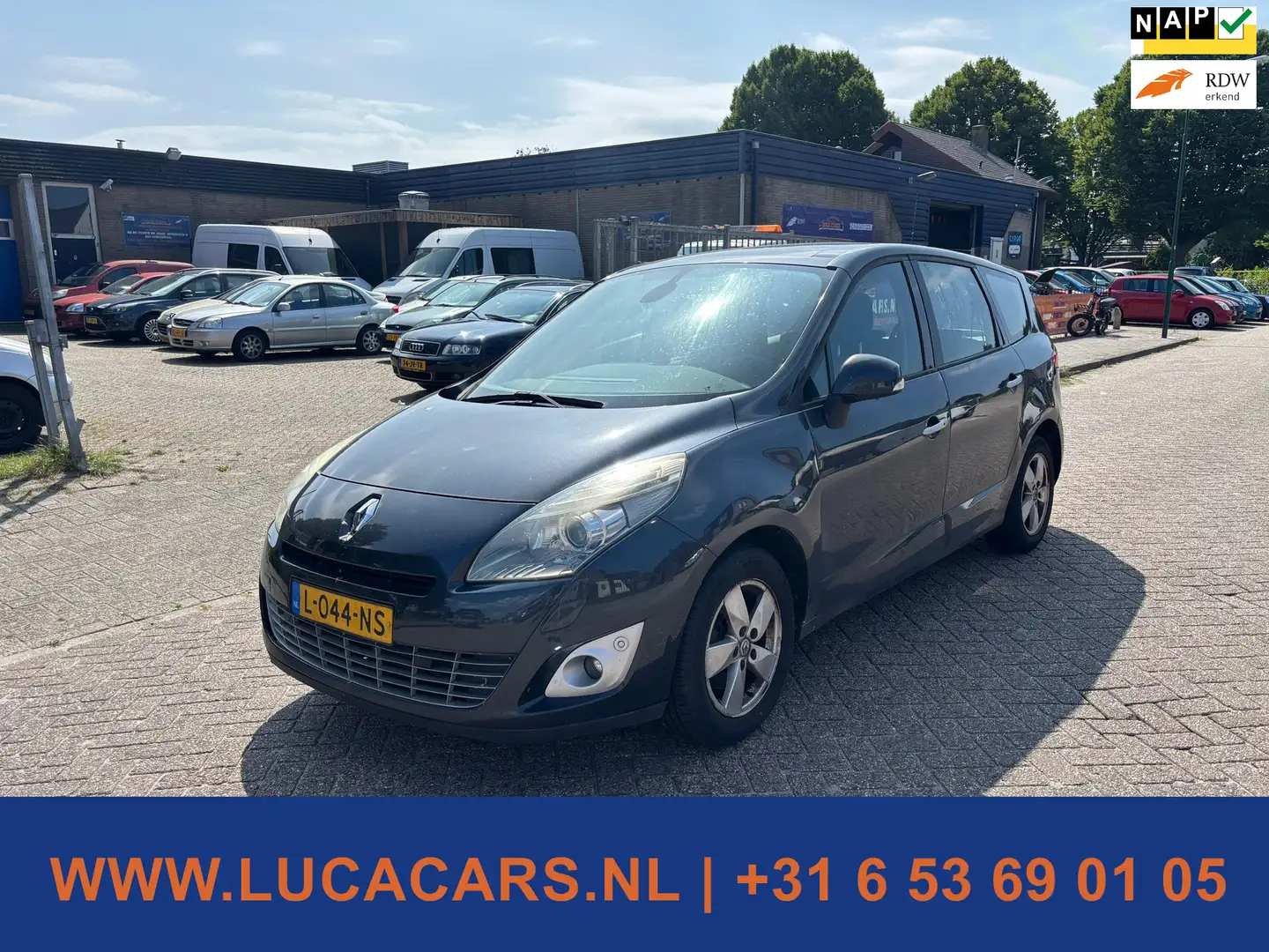 Renault Grand Scenic 1.4 TCe Expression 7p. Grijs - 1