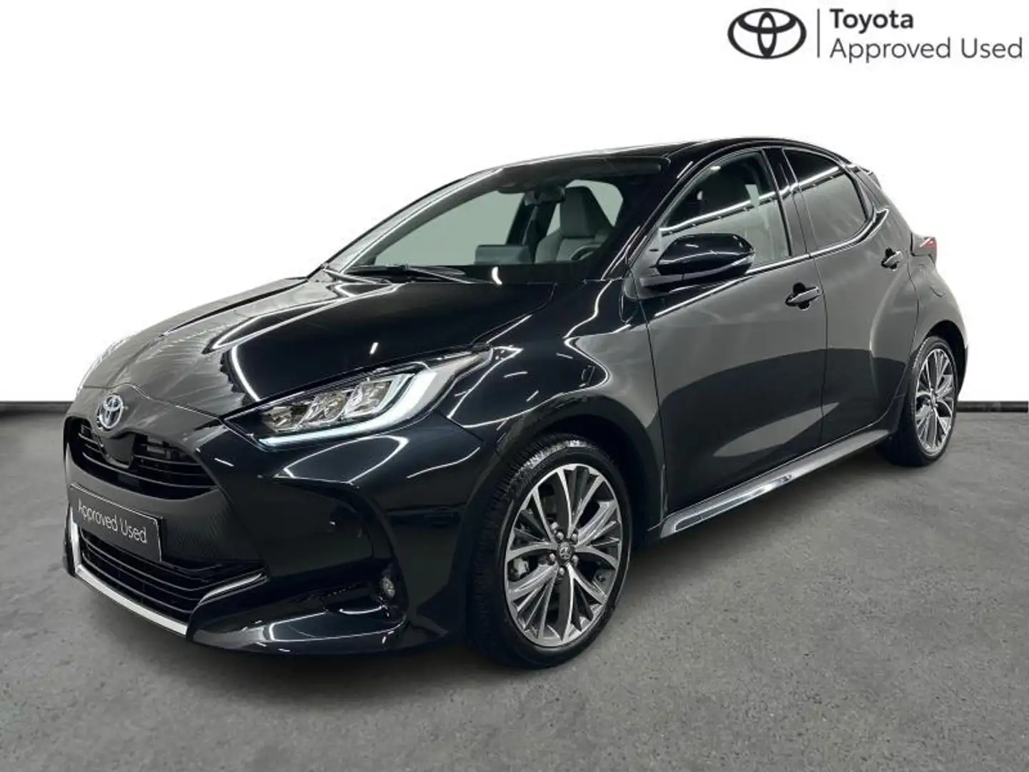 Toyota Yaris Elegant JBL HUD Zwart - 1