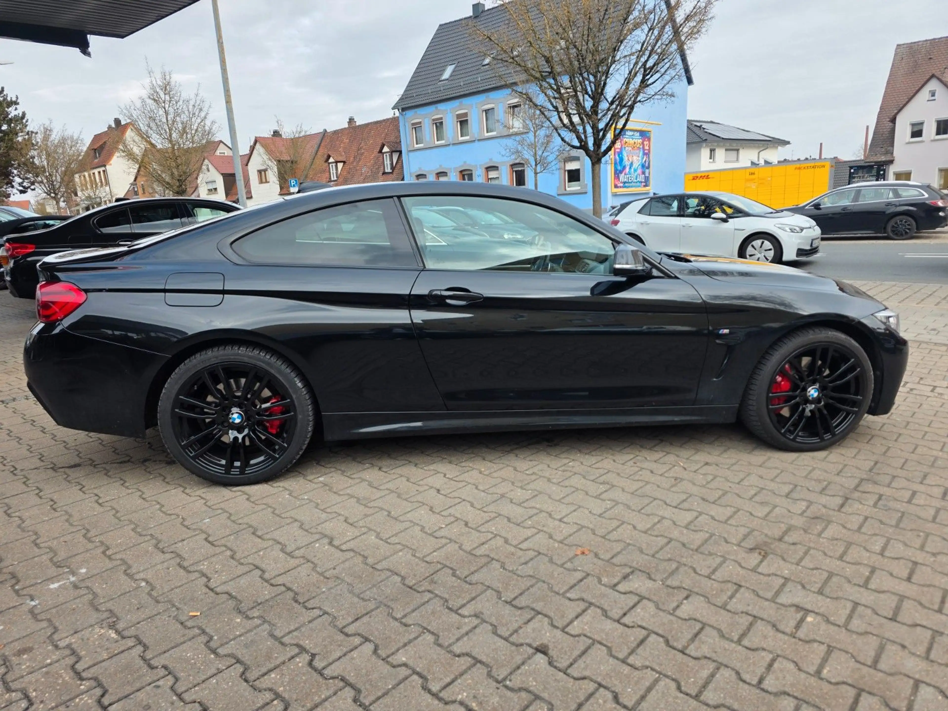 BMW 440 i Coupe xDrive M Sportpaket schwarz/schwarz — photo 5