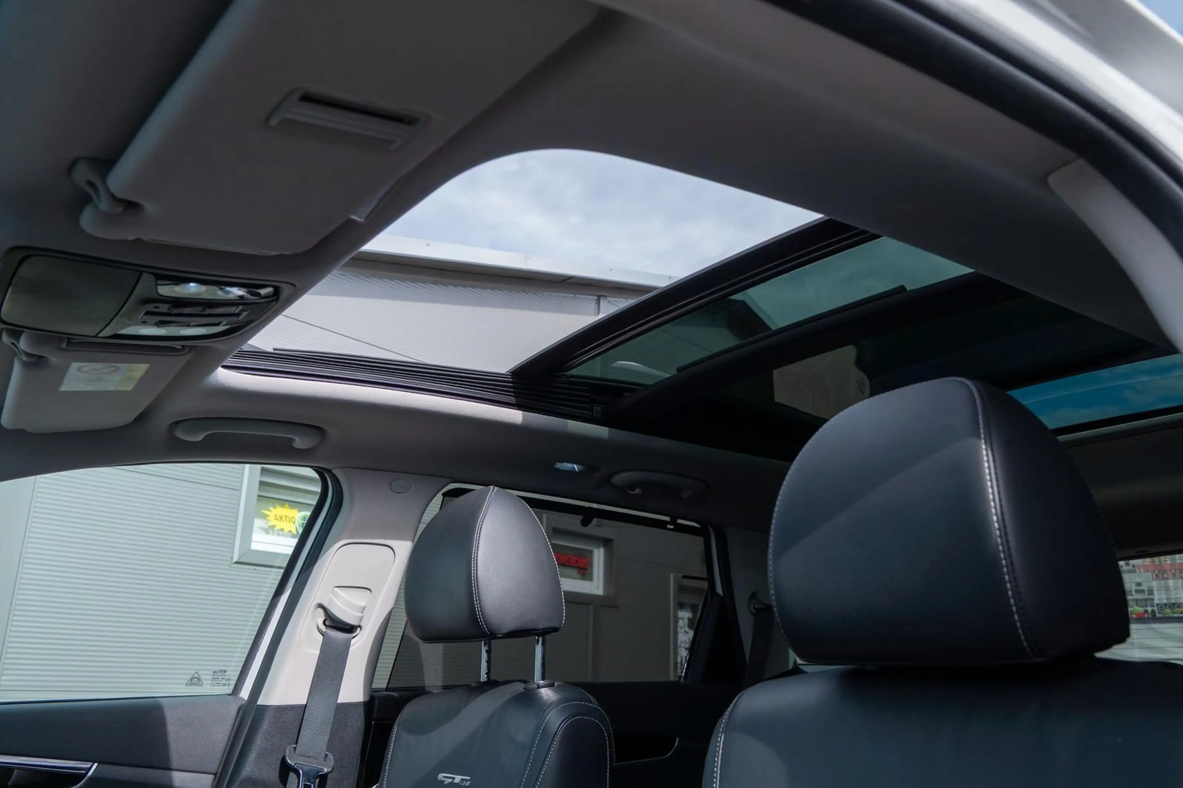 Kia Sorento GT-Line 4WD 2.2 CRDi,Pano,AHK,ACC — photo 15