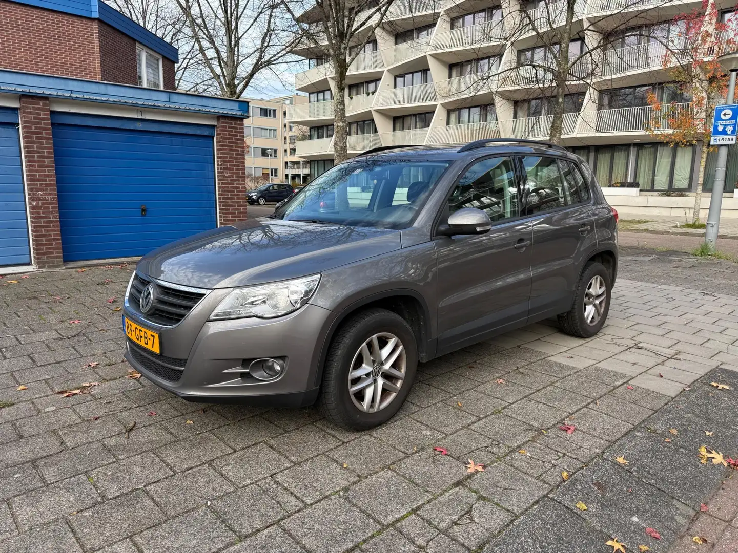 Volkswagen Tiguan 1.4 TSI Comfort&Design 4Motion 4WD Leder Grijs - 1