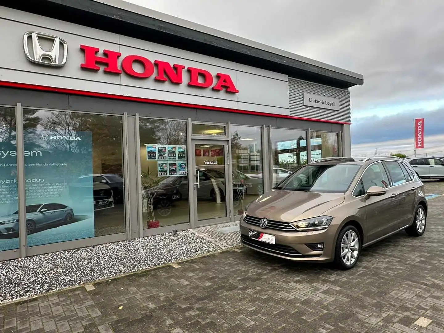 Volkswagen Golf VII Sportsvan 1.4 TSI (BlueMotion Technology) Comf Beige - 1