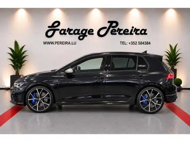 Volkswagen Golf view 3