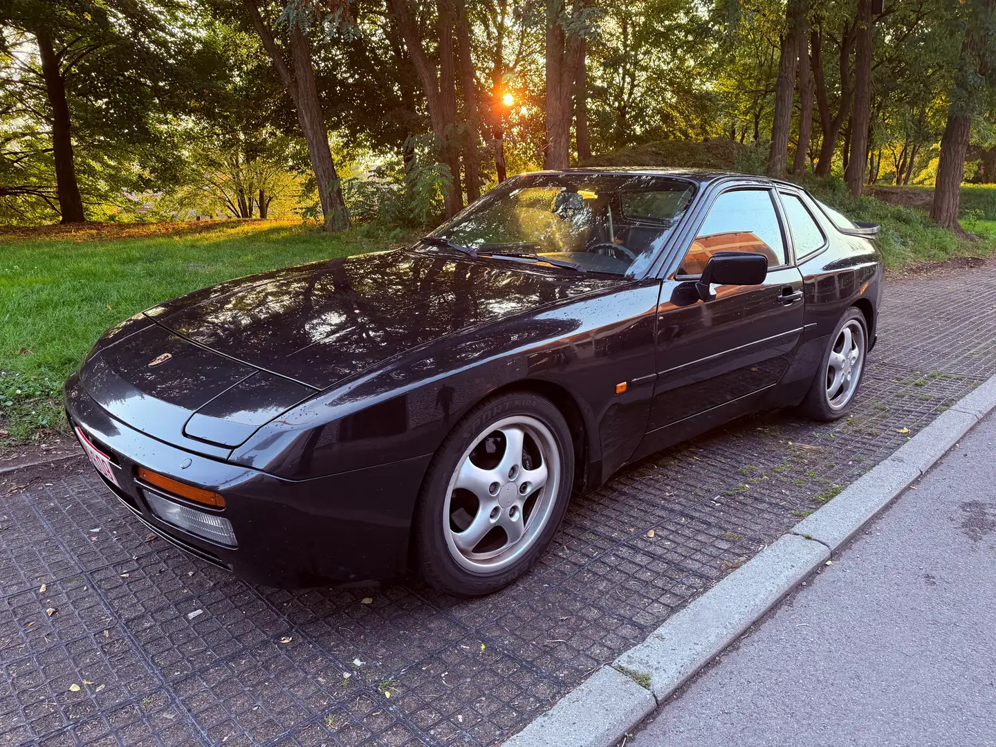 Porsche 944 S 3.0L Noir - 1
