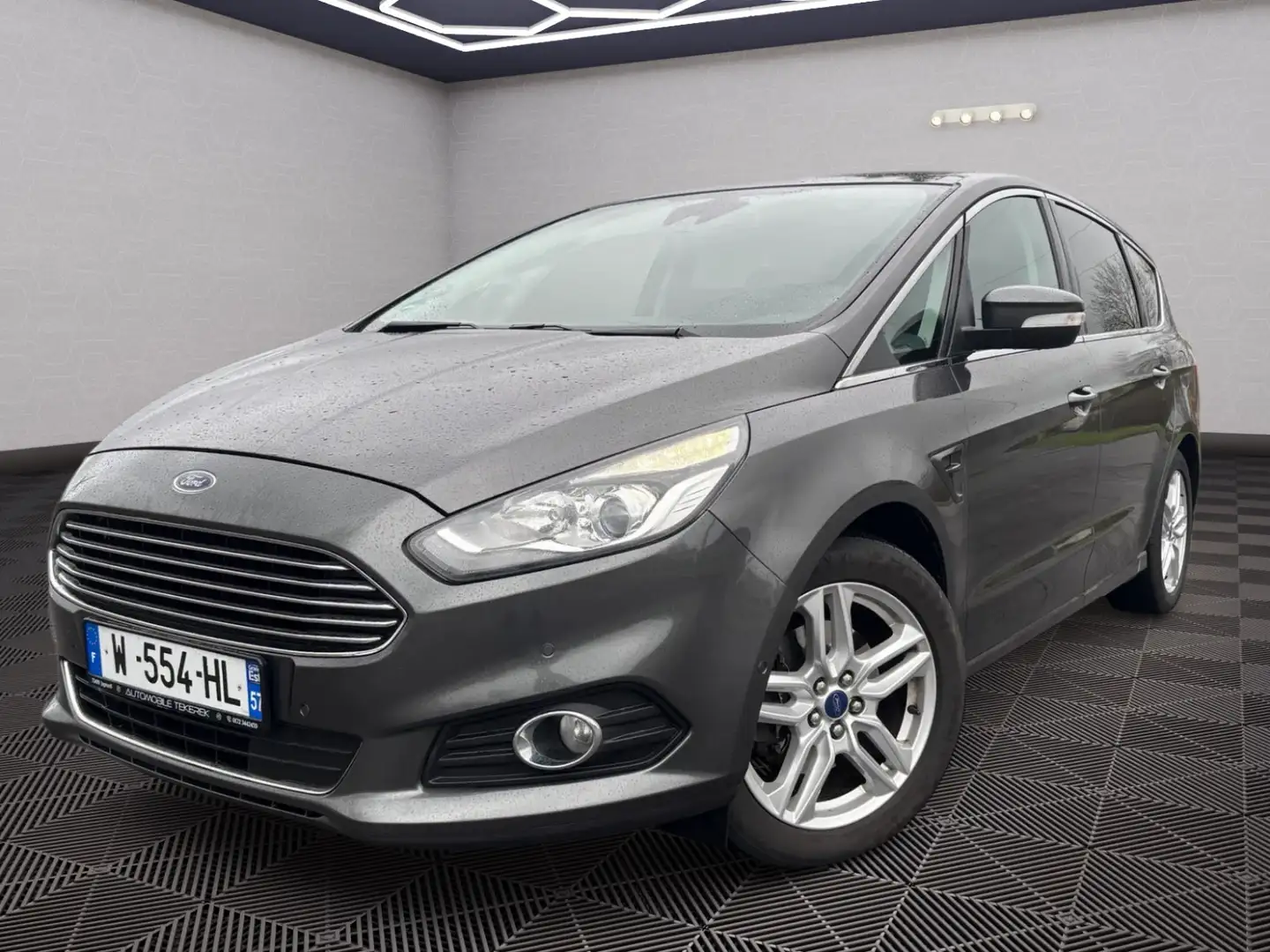 Ford S-Max Titanium Gris - 1