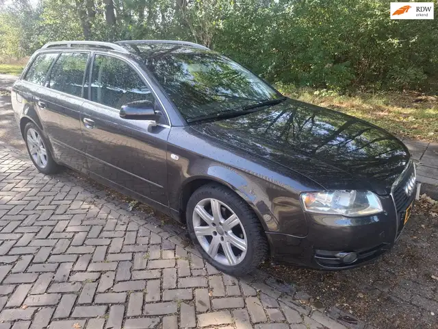 Audi A4 Avant 2.0 Advance 193179 km