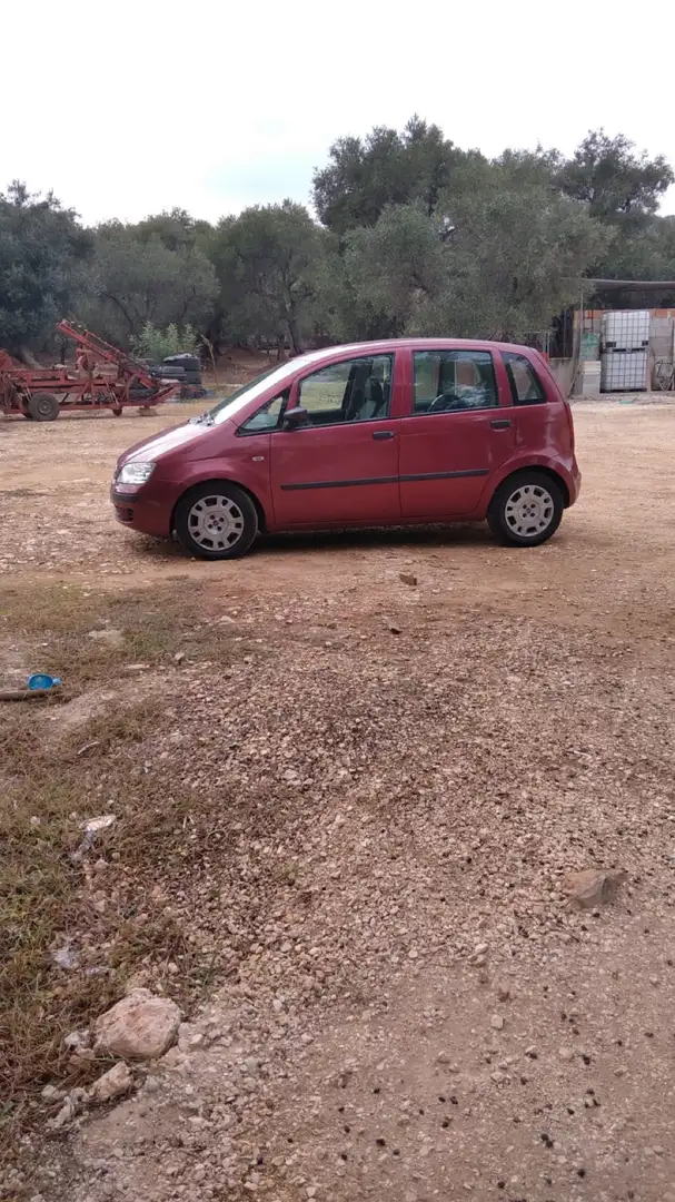 Fiat Multipla 1.5 benzin Rosso - 1