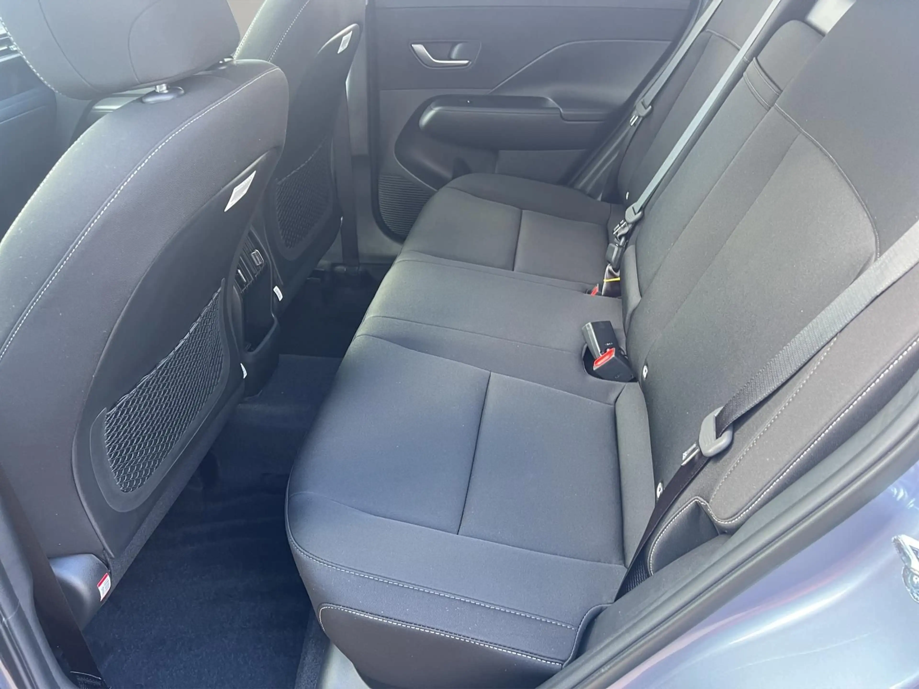 Hyundai KONA 1.6T-GDI DCT NAVI SHZ KAMERA LED-S. — photo 13