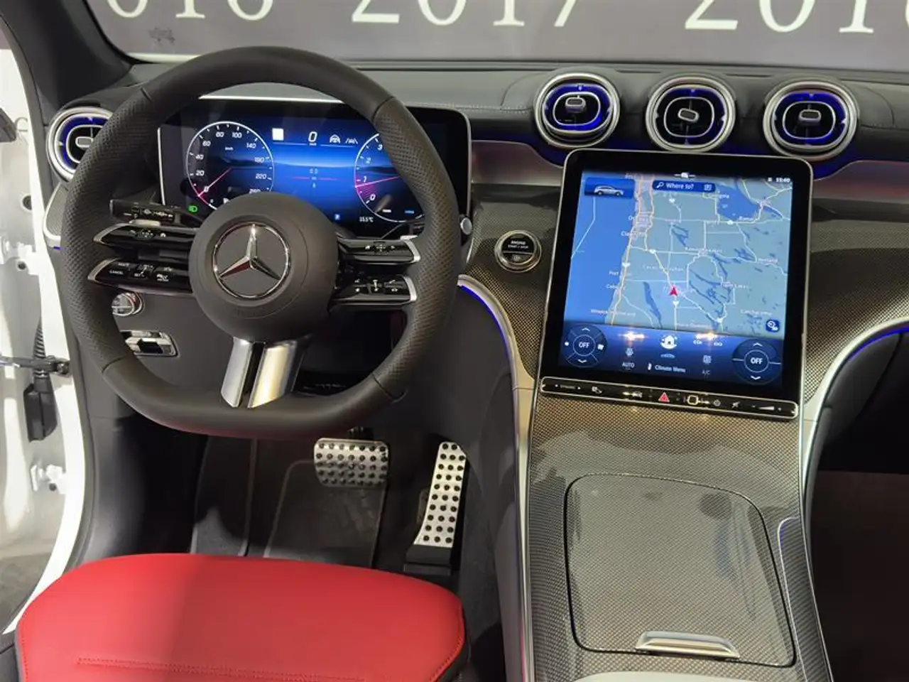 Mercedes-Benz GLC снимка Mercedes-Benz GLC