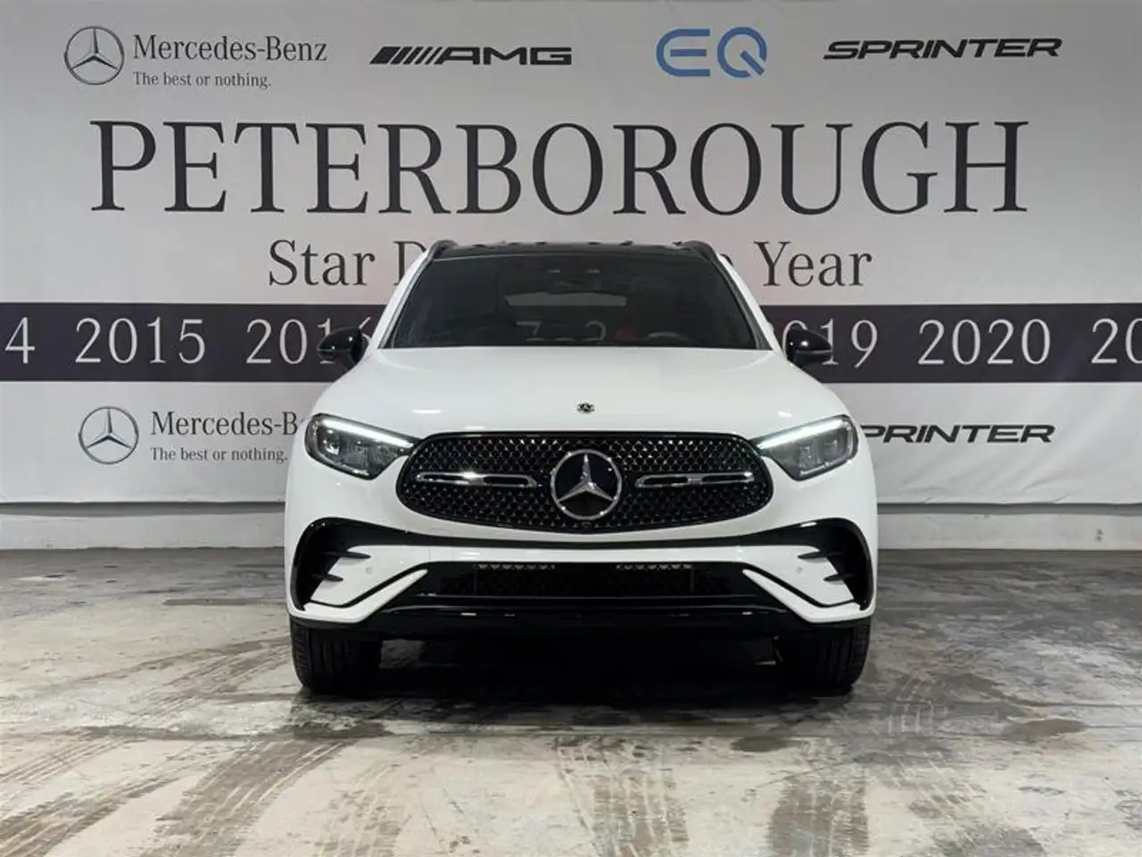 Mercedes-Benz GLC снимка Mercedes-Benz GLC