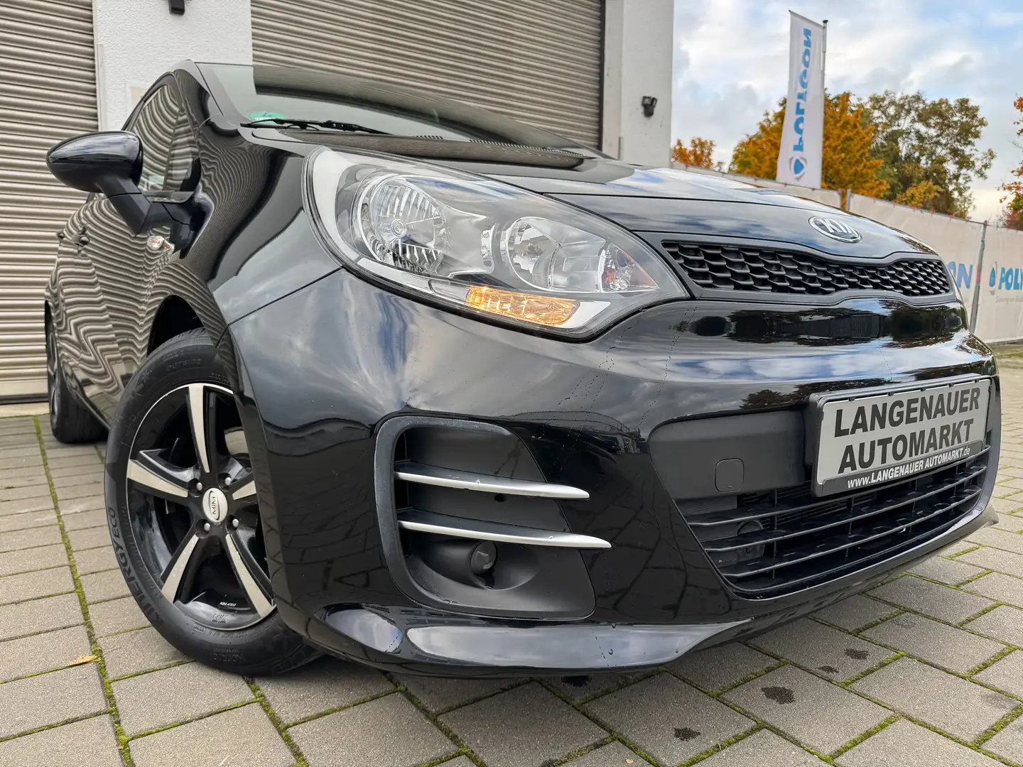 Kia Rio Rio 5-Türer 1.2 Edition 7-Klima"UBS"AUX"Euro-6 Schwarz - 1