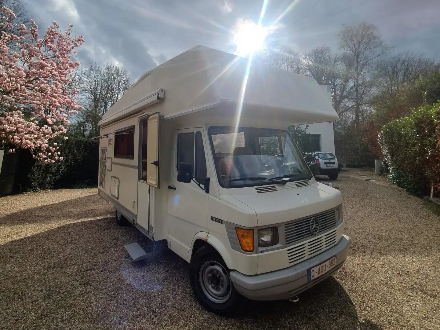 Mercedes-Benz T1 309D Blanc - 2