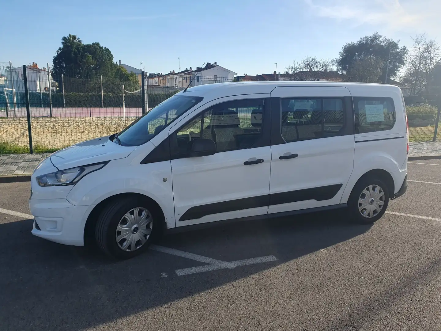 Ford Transit Connect FT 230 Kombi S&S B. Larga L2 Ambiente 100 - 2