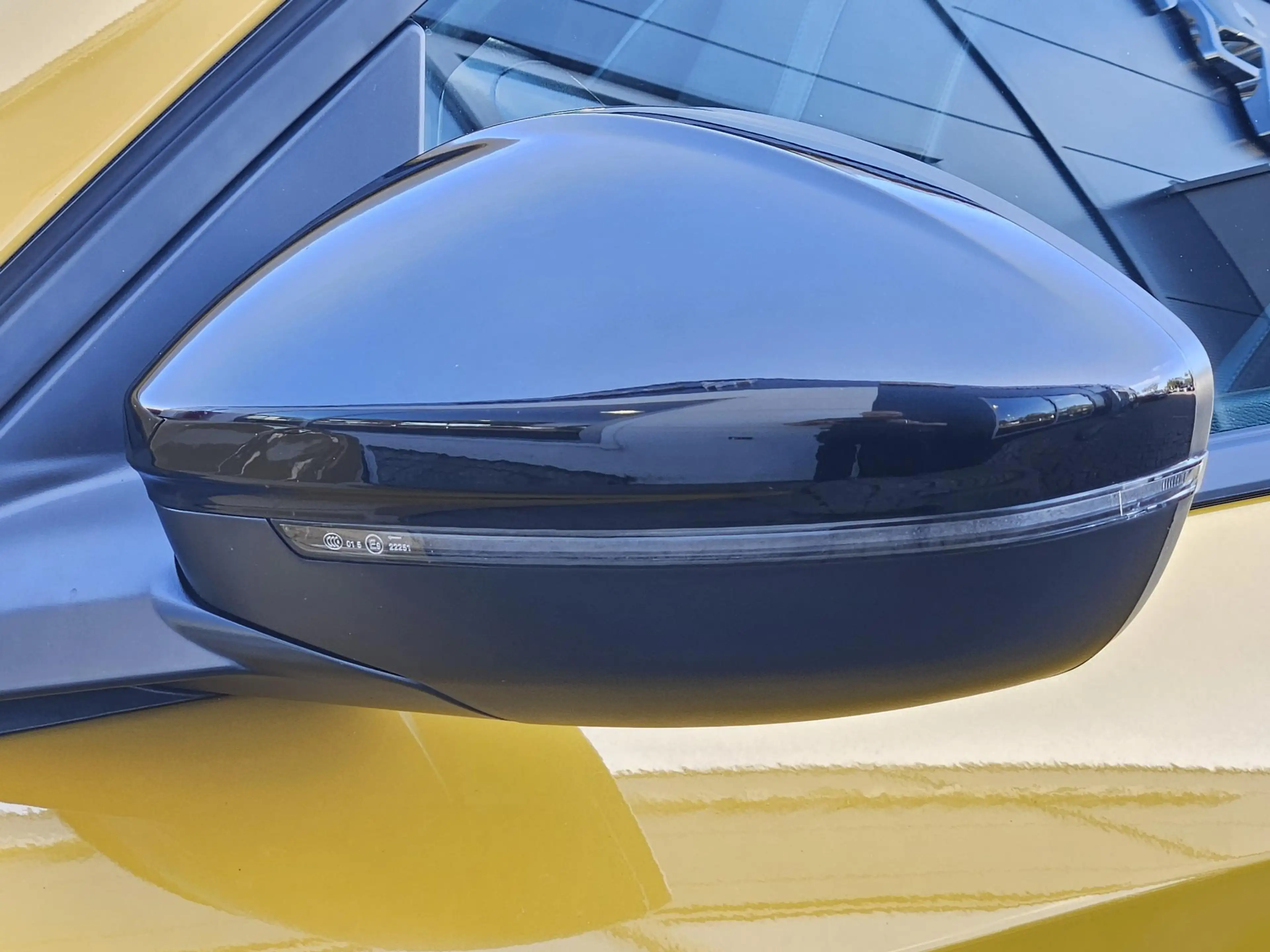 Peugeot e-208 EV Allure Pack 50 kWh — photo 15