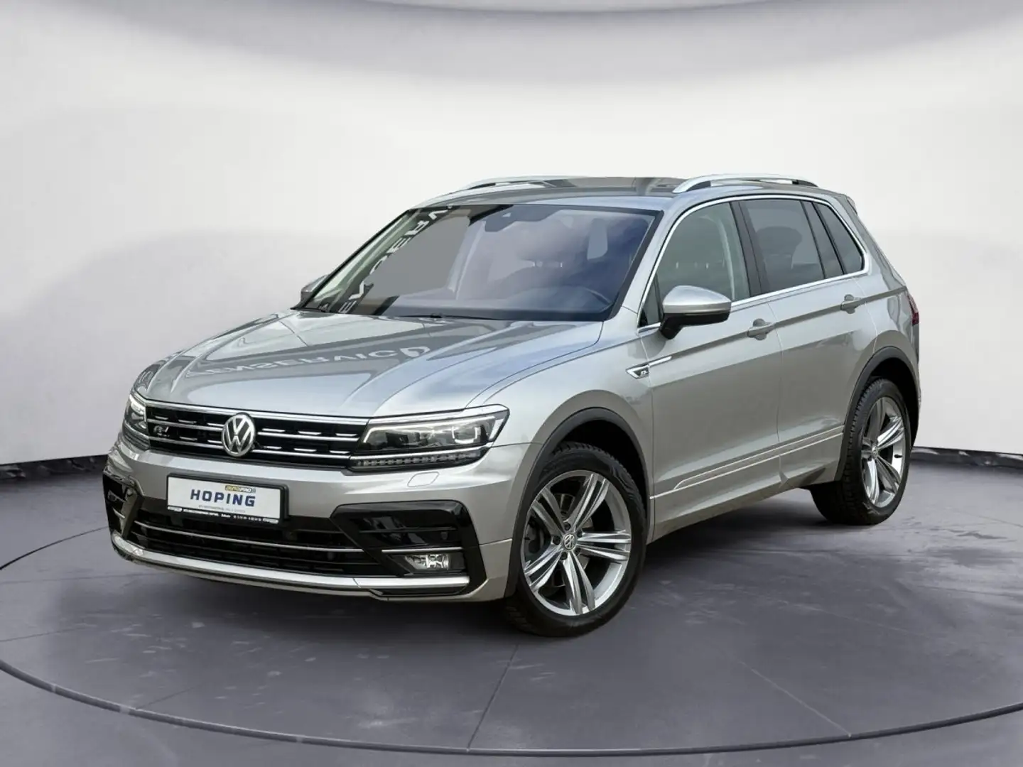 Volkswagen Tiguan 2.0 TSI Highline 4Motion+R-LINE+AHK+RFK+ACC Argent - 1