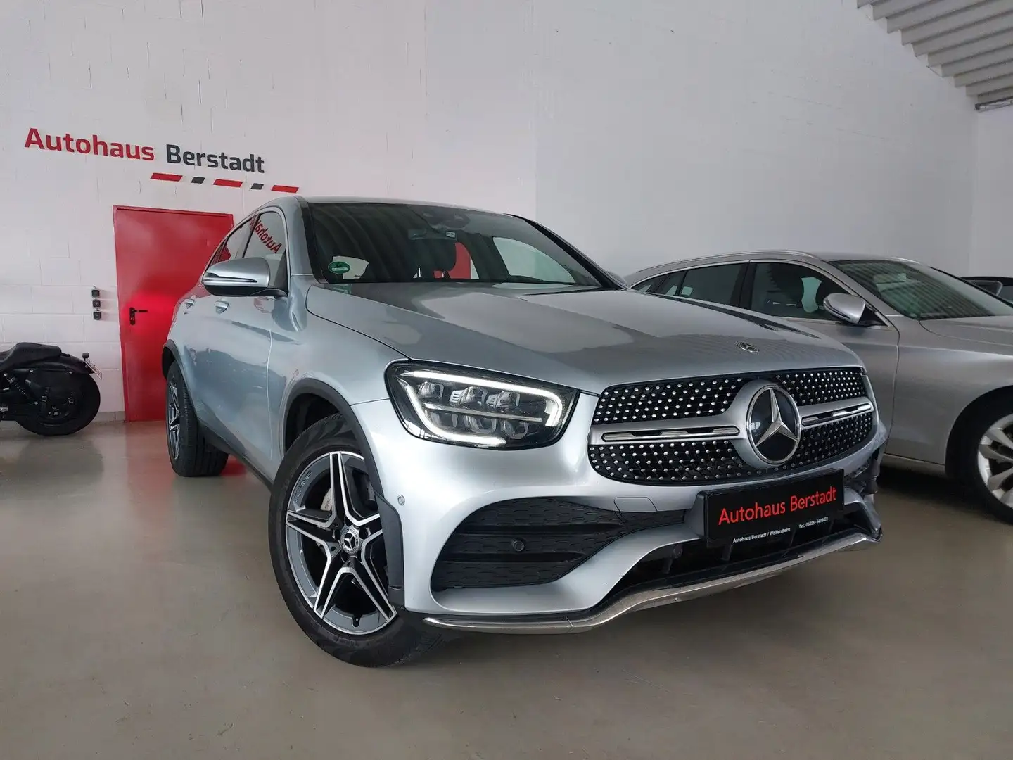 Mercedes-Benz GLC 300 d Coupe AMG*Digital-Tacho*Navi*Kamera*LED Grau - 1