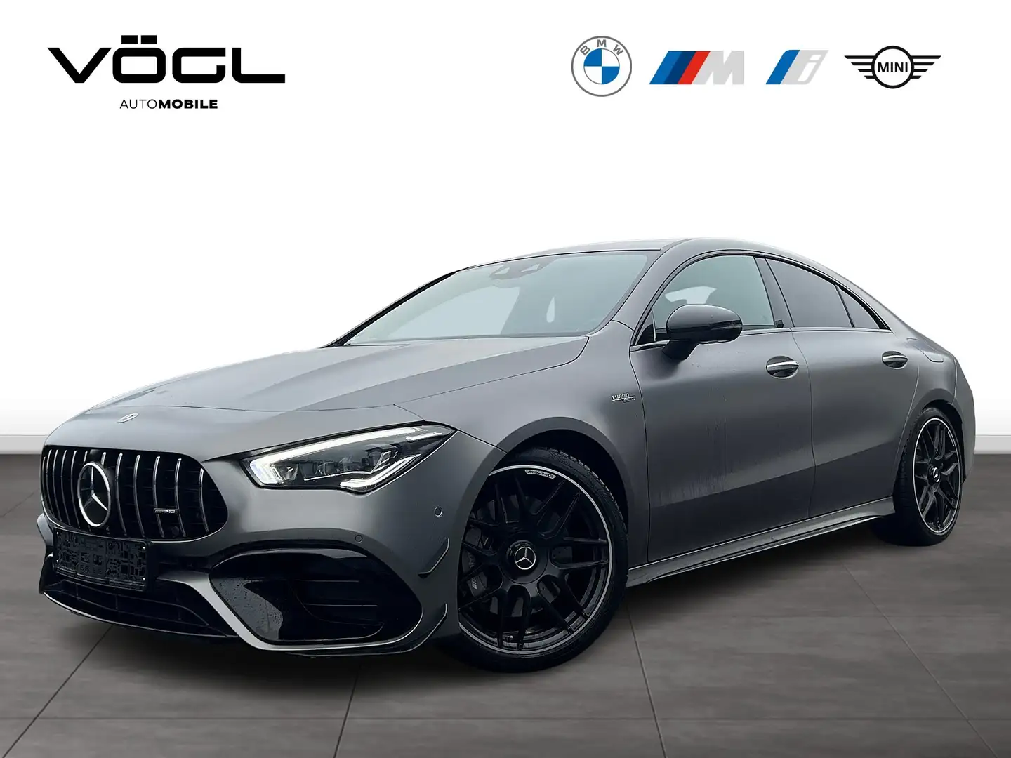 Mercedes-Benz CLA 45 AMG 4Matic AMG Panoramadach Night-Paket Grau - 1