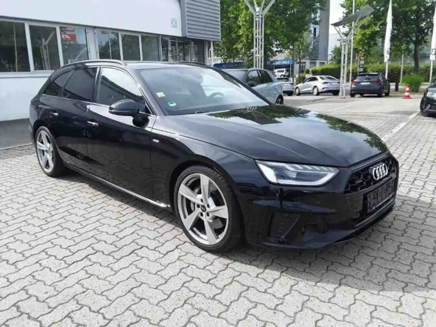 Audi A4 50 TDI QU S-LINE LED+NAVI+PANO+AHK-VORB Zwart - 2