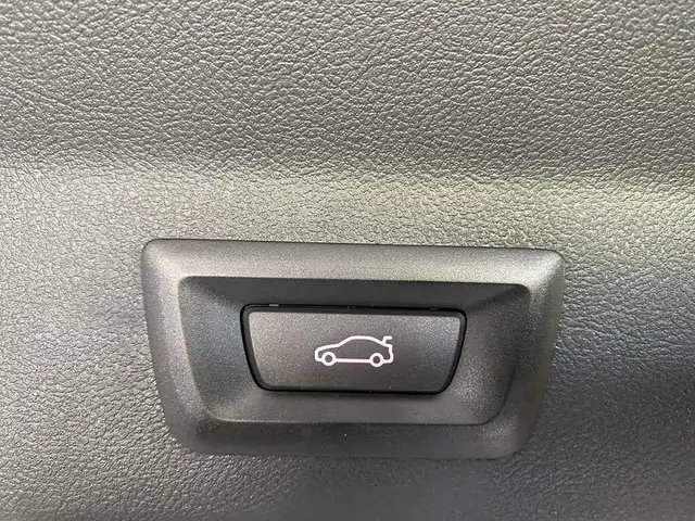 BMW X3 view 14