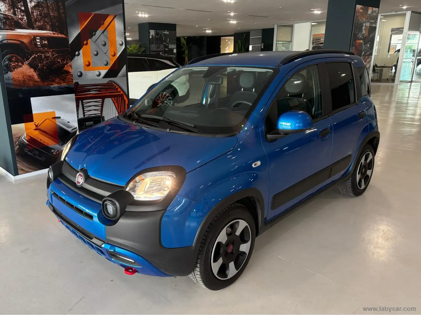 Fiat Panda Cross 1.0 FireFly S&S Hybrid Blauw - 1