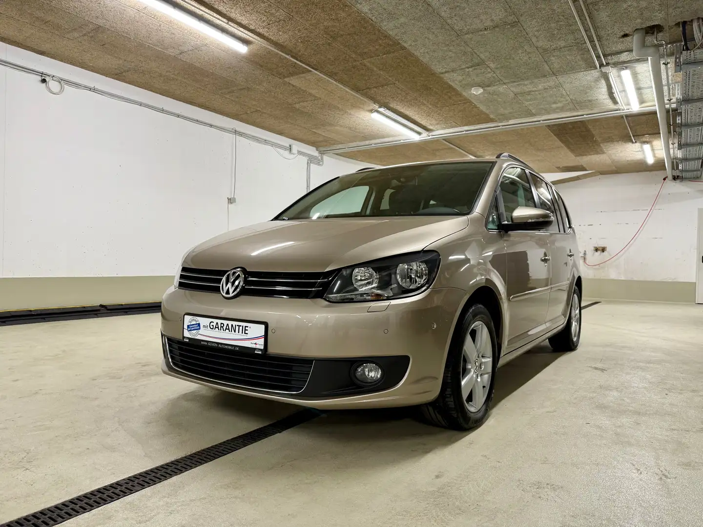 Volkswagen Touran 1.6 TDI DPF BMT DSG Comfortline "NAVI/PARKASSIST" Grau - 1