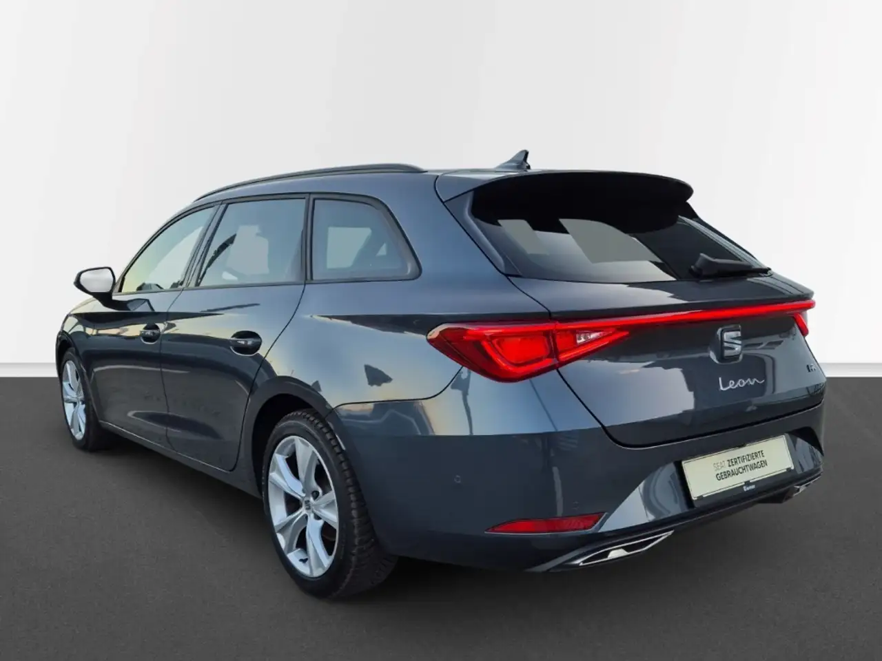 SEAT Leon Sportstourer FR 2,0 TDi DSG AHK ACC CAM Kessy, миниатюра 2