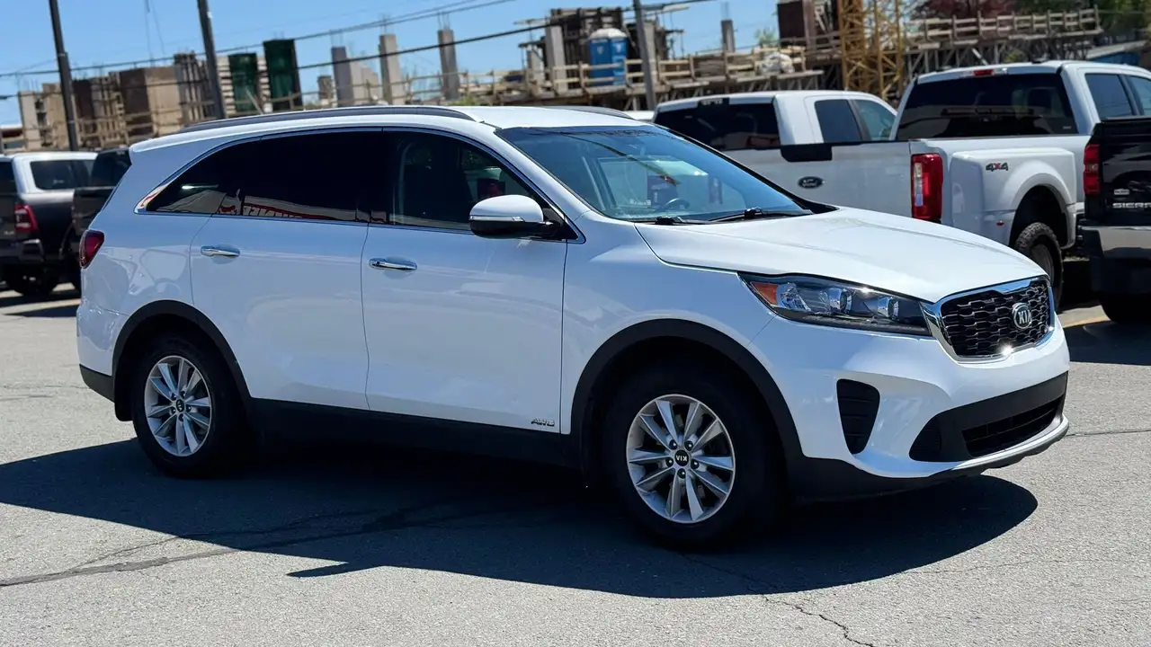 Kia Sorento снимка Kia Sorento