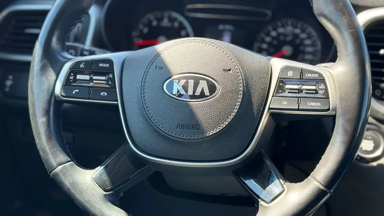 Kia Sorento снимка Kia Sorento