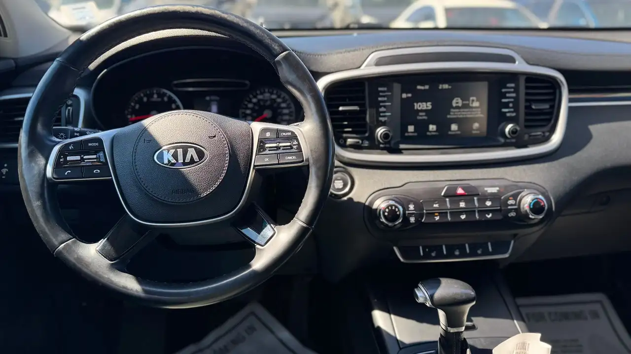 Kia Sorento снимка Kia Sorento