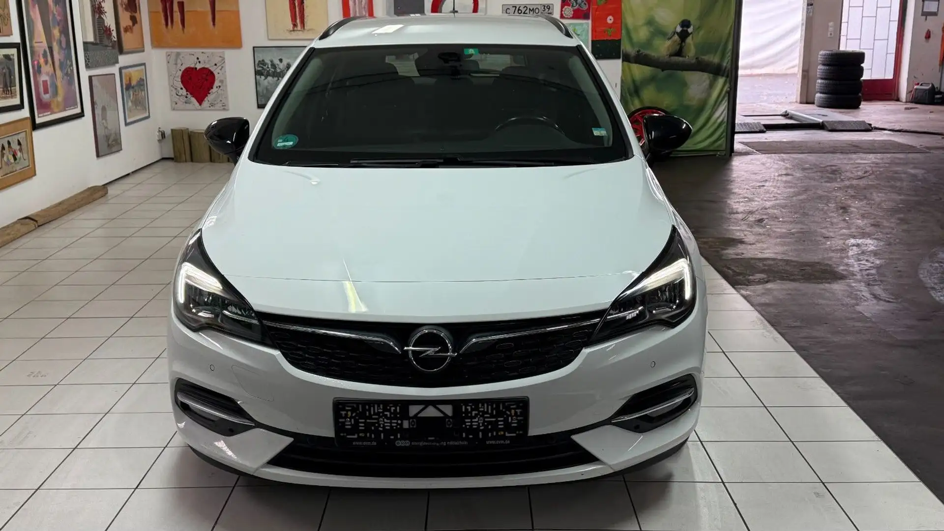 Opel Astra K Sports Tourer Business Start/Stop 1 Hand Blanc - 2