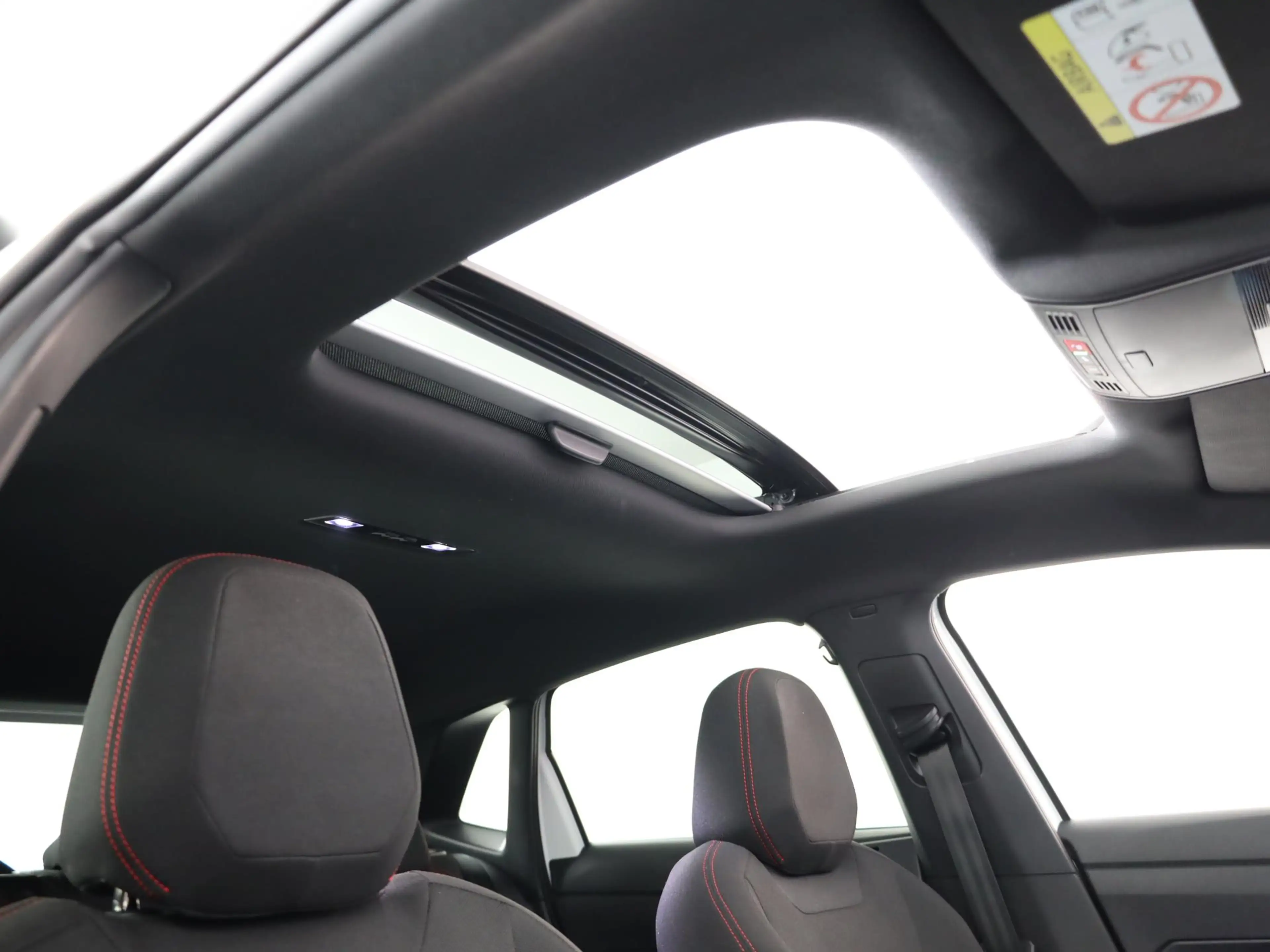 Volkswagen Polo GTI 2.0 TSI Automaat (DSG) | Panoramadak |  | Achterui — photo 7